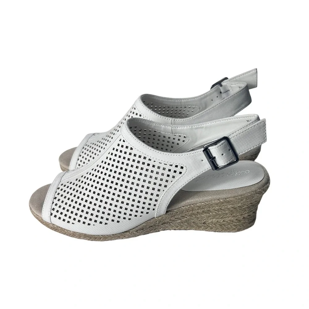 Easy Street Stacy White Perforated Espadrille Wedge Sandals 7.5M NEW